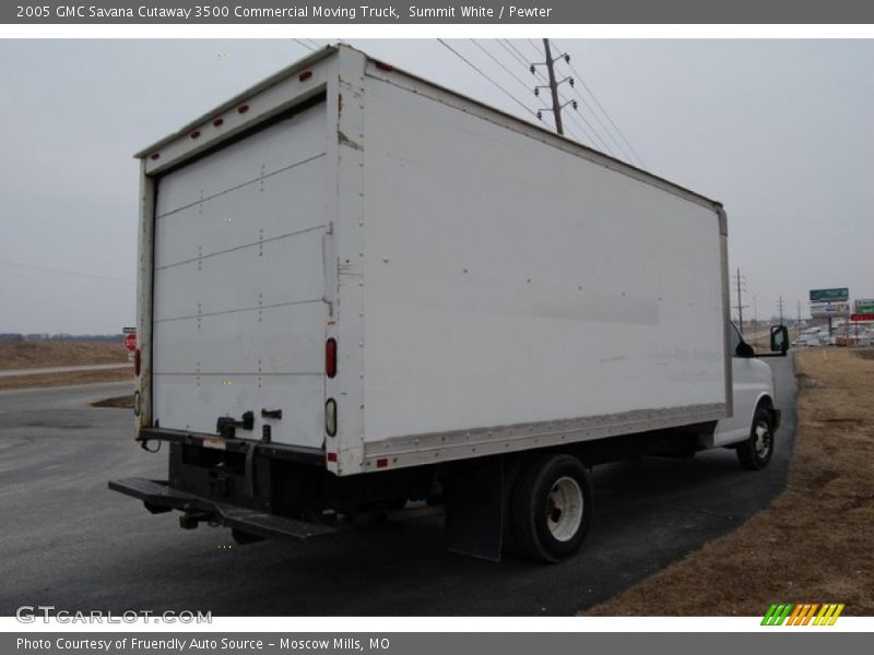 Summit White / Pewter 2005 GMC Savana Cutaway 3500 Commercial Moving Truck