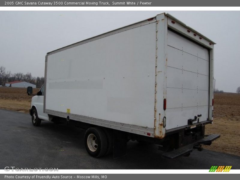 Summit White / Pewter 2005 GMC Savana Cutaway 3500 Commercial Moving Truck