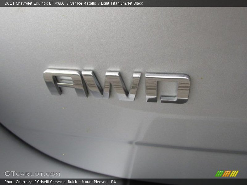 Silver Ice Metallic / Light Titanium/Jet Black 2011 Chevrolet Equinox LT AWD