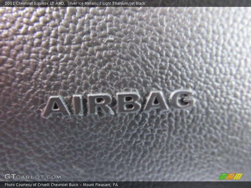 Silver Ice Metallic / Light Titanium/Jet Black 2011 Chevrolet Equinox LT AWD