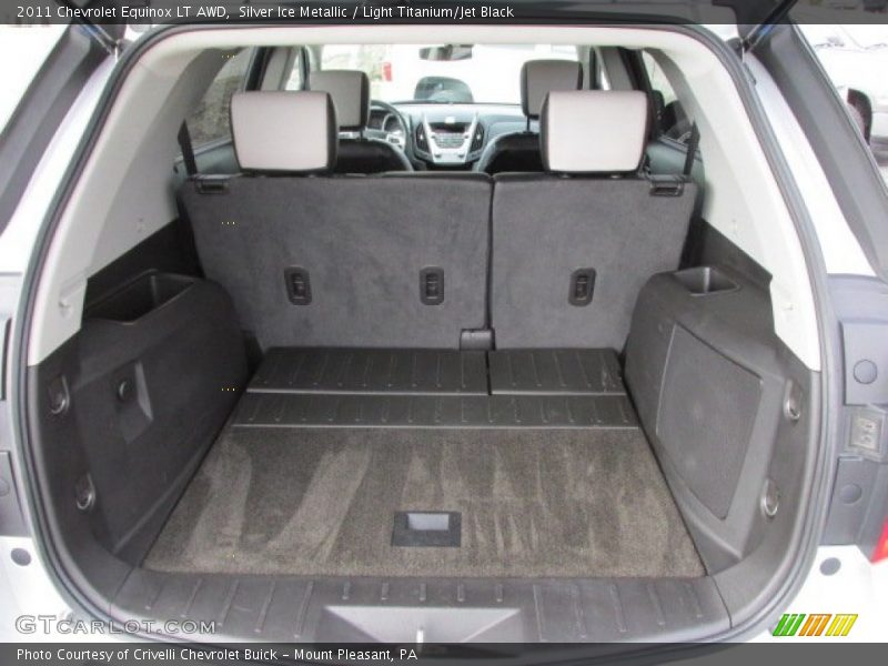 Silver Ice Metallic / Light Titanium/Jet Black 2011 Chevrolet Equinox LT AWD