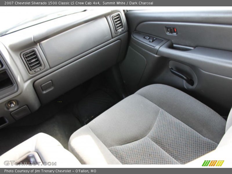 Summit White / Dark Charcoal 2007 Chevrolet Silverado 1500 Classic LS Crew Cab 4x4