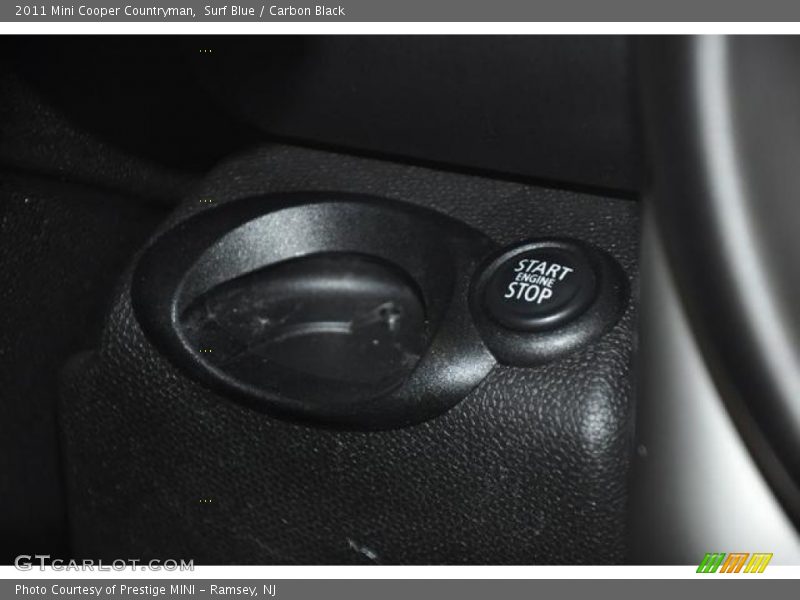 Surf Blue / Carbon Black 2011 Mini Cooper Countryman