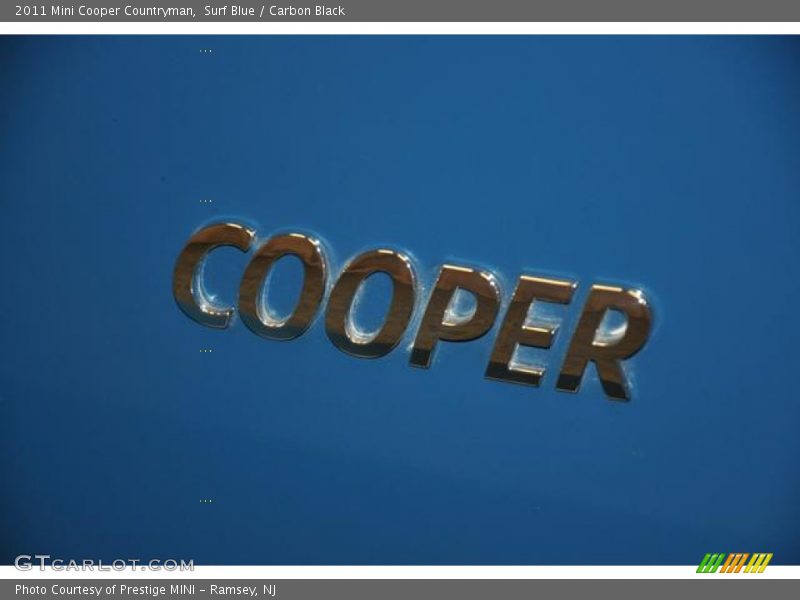 Surf Blue / Carbon Black 2011 Mini Cooper Countryman