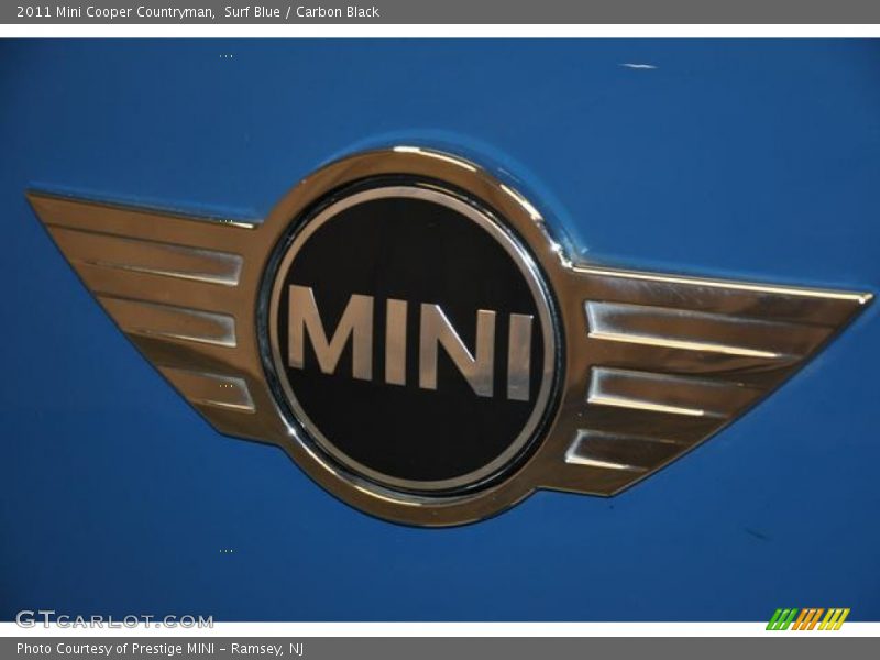 Surf Blue / Carbon Black 2011 Mini Cooper Countryman