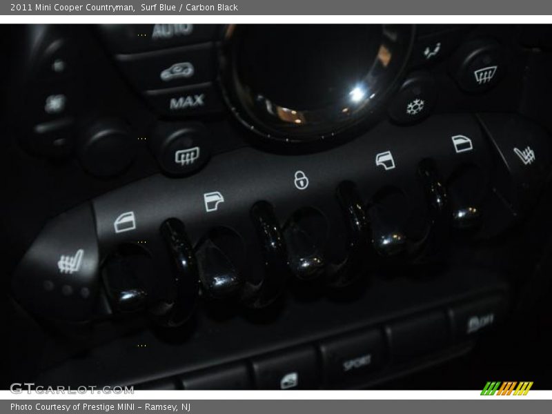 Surf Blue / Carbon Black 2011 Mini Cooper Countryman