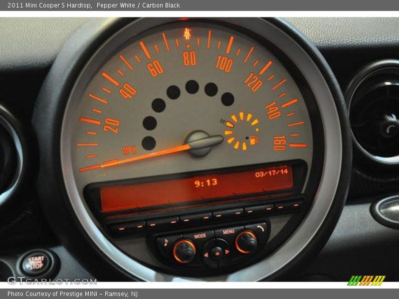 Pepper White / Carbon Black 2011 Mini Cooper S Hardtop