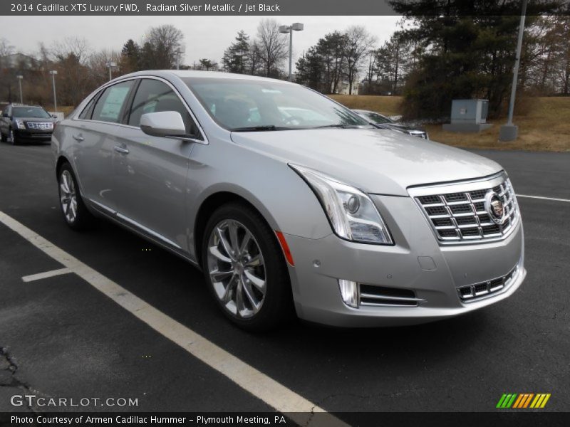 Radiant Silver Metallic / Jet Black 2014 Cadillac XTS Luxury FWD
