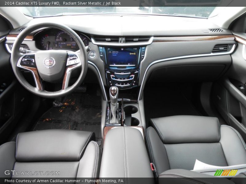 Radiant Silver Metallic / Jet Black 2014 Cadillac XTS Luxury FWD