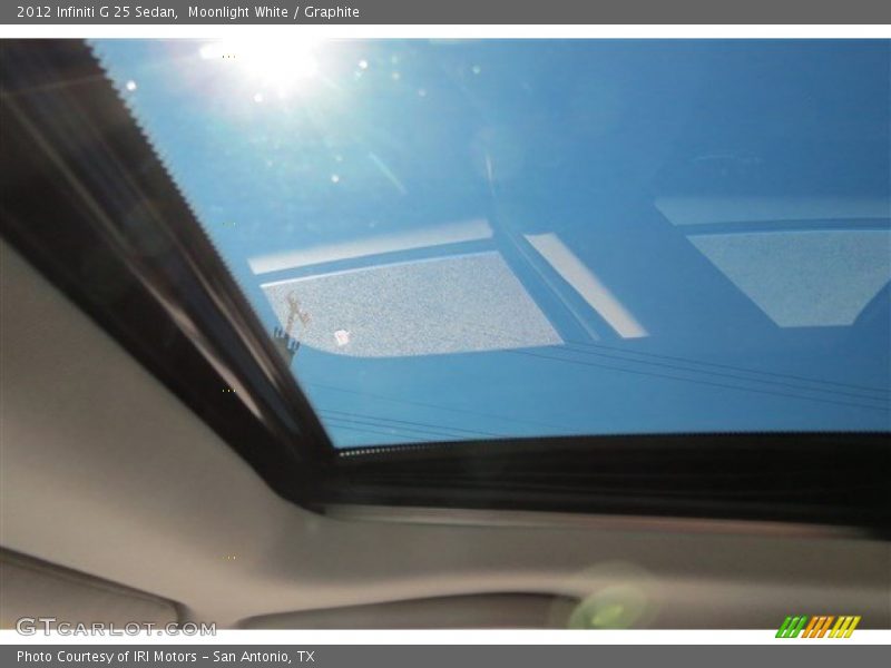 Moonlight White / Graphite 2012 Infiniti G 25 Sedan