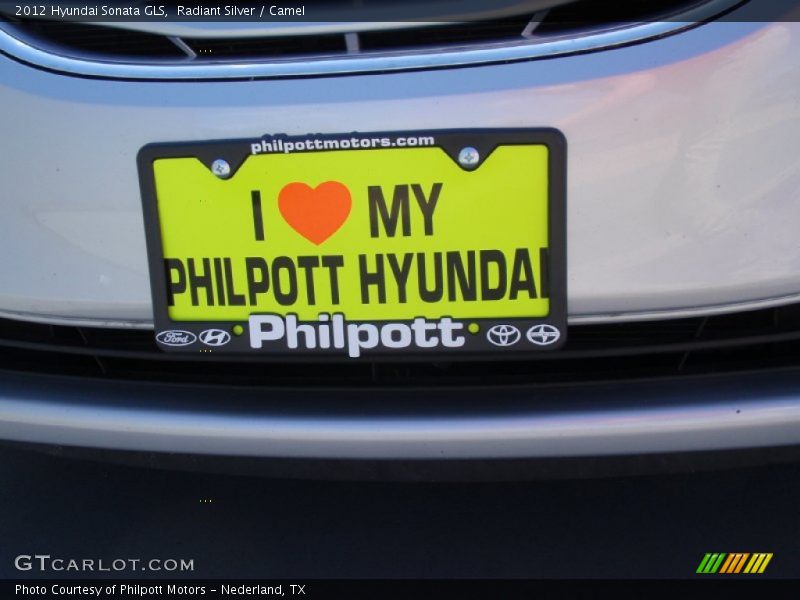 Radiant Silver / Camel 2012 Hyundai Sonata GLS