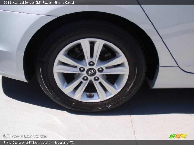 Radiant Silver / Camel 2012 Hyundai Sonata GLS