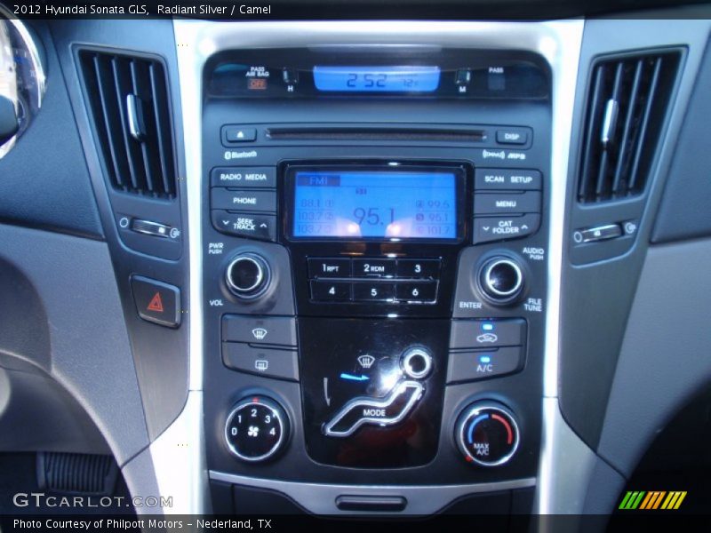 Radiant Silver / Camel 2012 Hyundai Sonata GLS