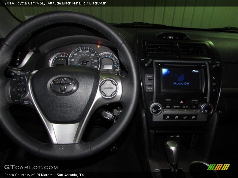 Attitude Black Metallic / Black/Ash 2014 Toyota Camry SE
