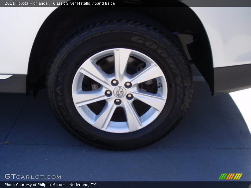 Classic Silver Metallic / Sand Beige 2011 Toyota Highlander