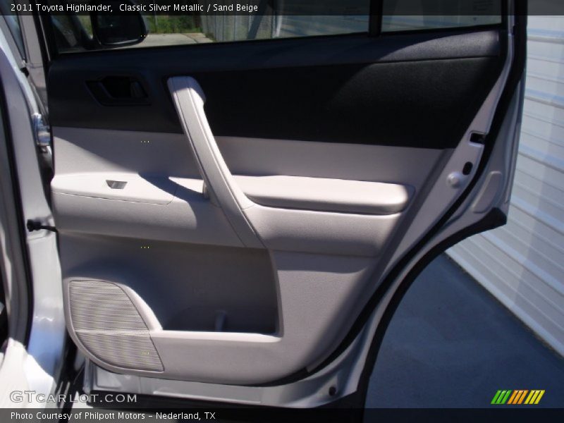 Classic Silver Metallic / Sand Beige 2011 Toyota Highlander