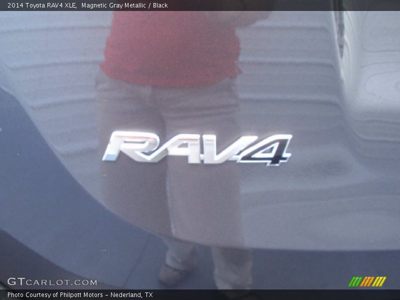 Magnetic Gray Metallic / Black 2014 Toyota RAV4 XLE