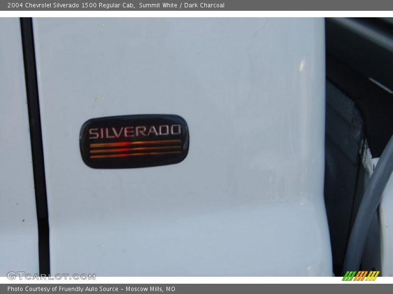 Summit White / Dark Charcoal 2004 Chevrolet Silverado 1500 Regular Cab