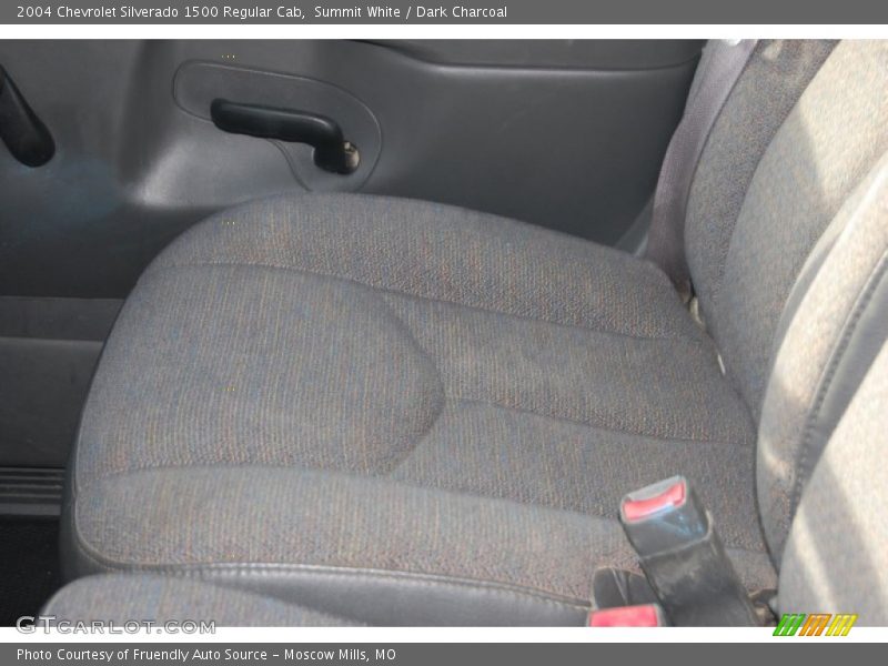Summit White / Dark Charcoal 2004 Chevrolet Silverado 1500 Regular Cab