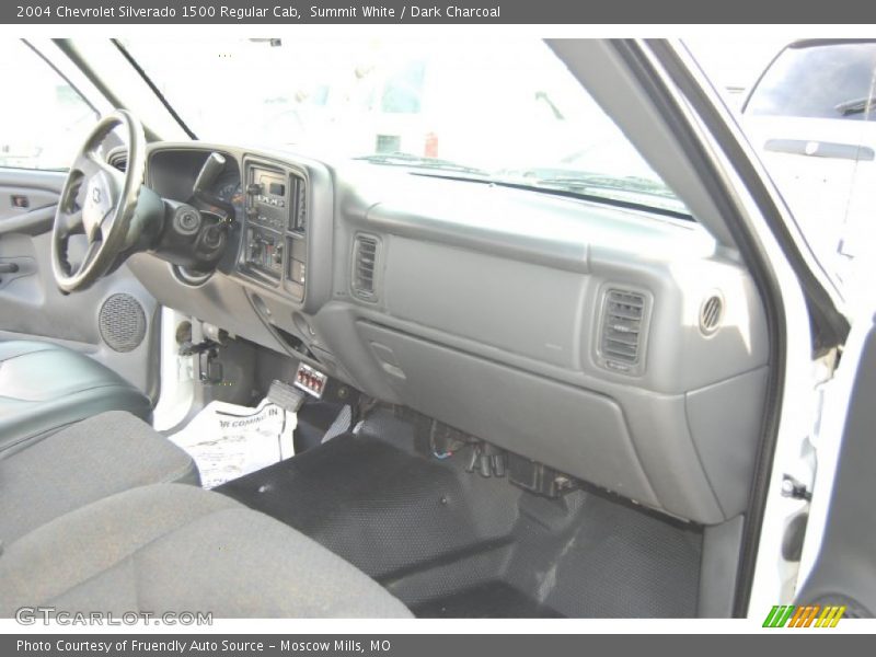 Summit White / Dark Charcoal 2004 Chevrolet Silverado 1500 Regular Cab