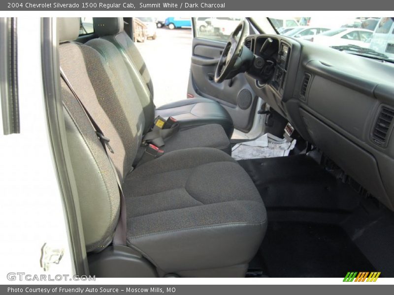 Summit White / Dark Charcoal 2004 Chevrolet Silverado 1500 Regular Cab