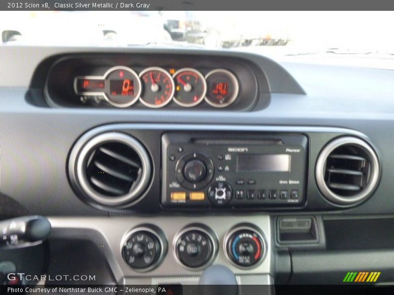 Classic Silver Metallic / Dark Gray 2012 Scion xB