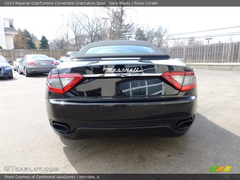 Nero (Black) / Rosso Corallo 2014 Maserati GranTurismo Convertible GranCabrio Sport