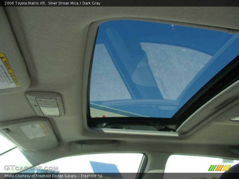 Silver Streak Mica / Dark Gray 2006 Toyota Matrix XR