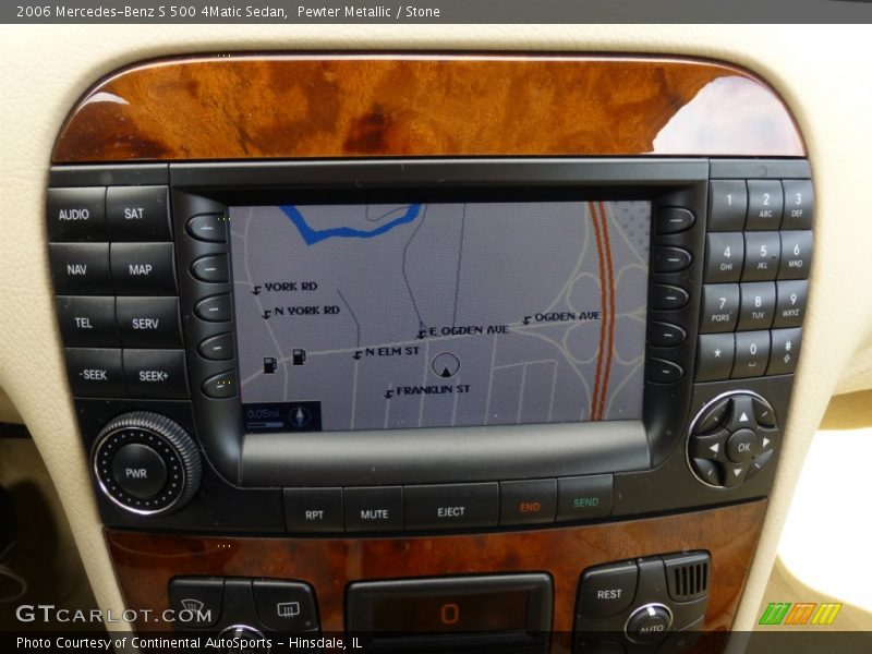 Controls of 2006 S 500 4Matic Sedan