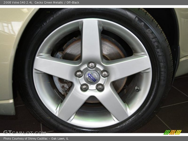 Gecko Green Metallic / Off-Black 2008 Volvo S40 2.4i