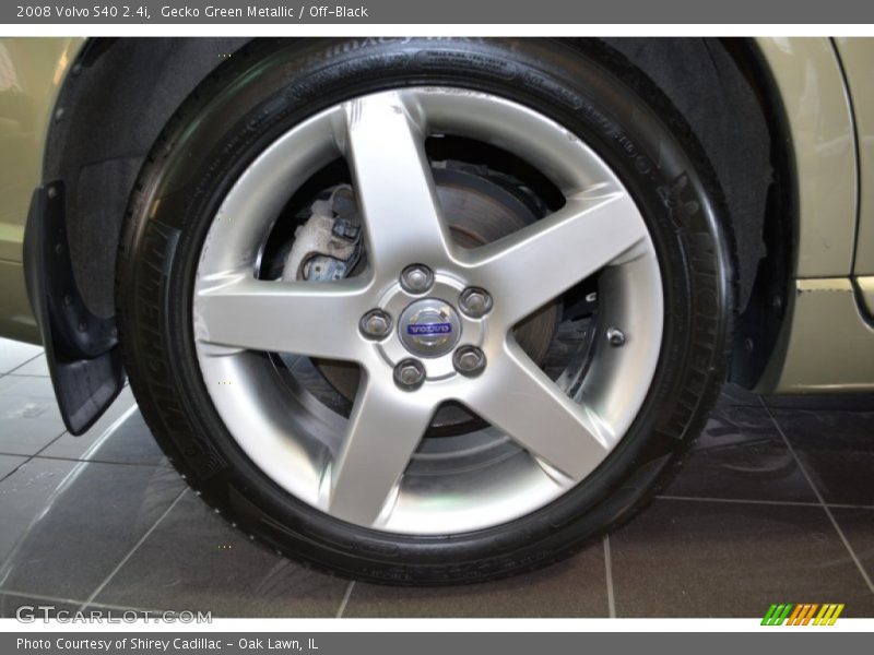 Gecko Green Metallic / Off-Black 2008 Volvo S40 2.4i