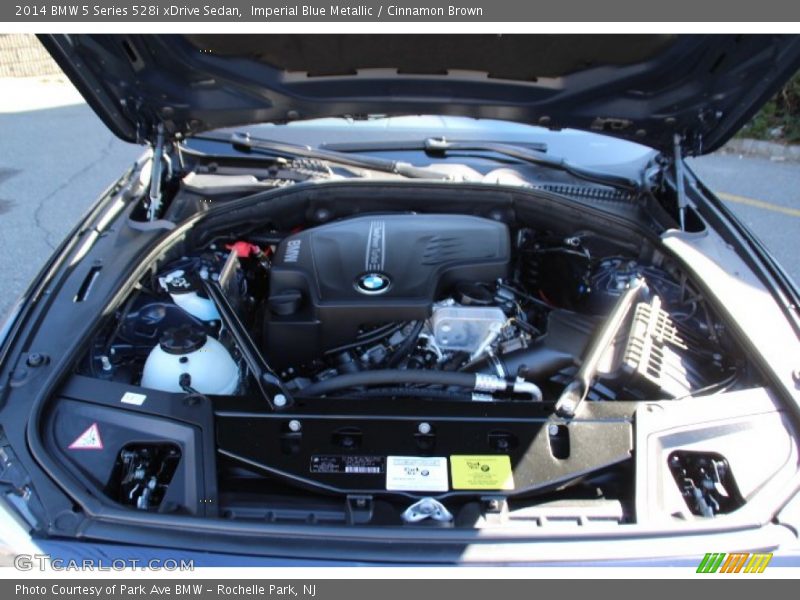  2014 5 Series 528i xDrive Sedan Engine - 2.0 Liter DI TwinPower Turbocharged DOHC 16-Valve VVT 4 Cylinder