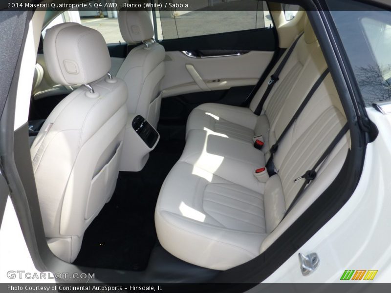 Rear Seat of 2014 Quattroporte S Q4 AWD