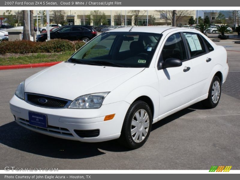Cloud 9 White / Charcoal/Light Flint 2007 Ford Focus ZX4 S Sedan