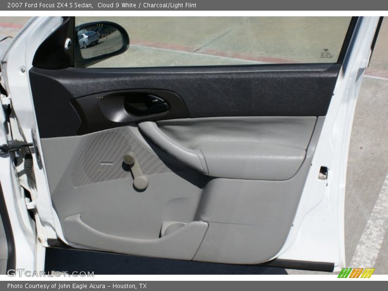 Cloud 9 White / Charcoal/Light Flint 2007 Ford Focus ZX4 S Sedan