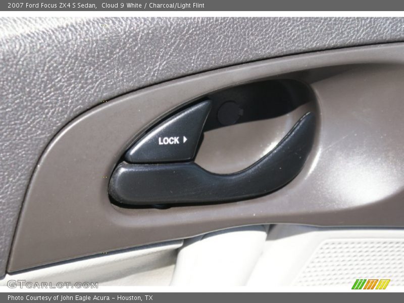 Cloud 9 White / Charcoal/Light Flint 2007 Ford Focus ZX4 S Sedan