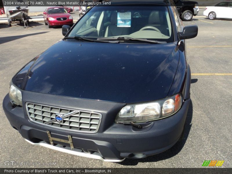 Nautic Blue Metallic / Beige/Light Sand 2004 Volvo XC70 AWD