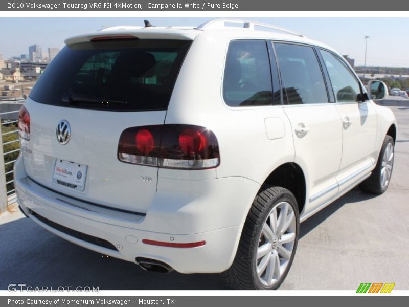Campanella White / Pure Beige 2010 Volkswagen Touareg VR6 FSI 4XMotion