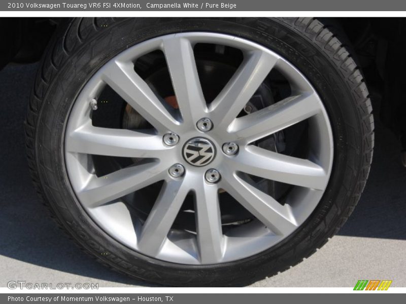 Campanella White / Pure Beige 2010 Volkswagen Touareg VR6 FSI 4XMotion