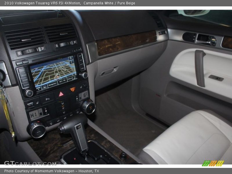 Campanella White / Pure Beige 2010 Volkswagen Touareg VR6 FSI 4XMotion