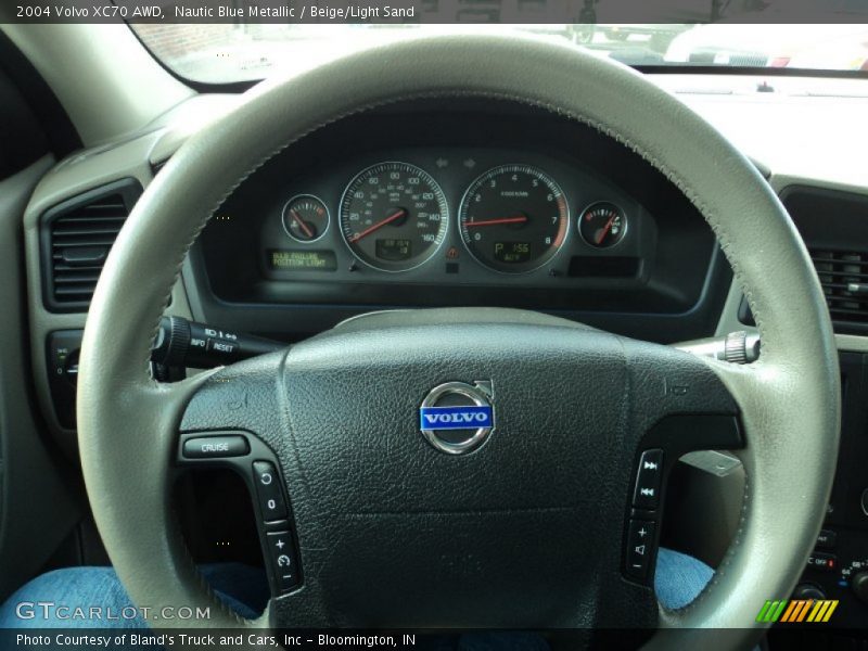 Nautic Blue Metallic / Beige/Light Sand 2004 Volvo XC70 AWD