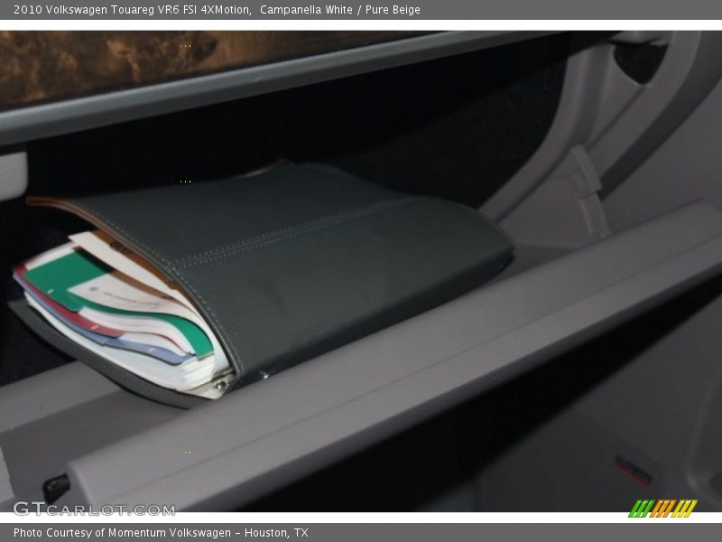 Campanella White / Pure Beige 2010 Volkswagen Touareg VR6 FSI 4XMotion