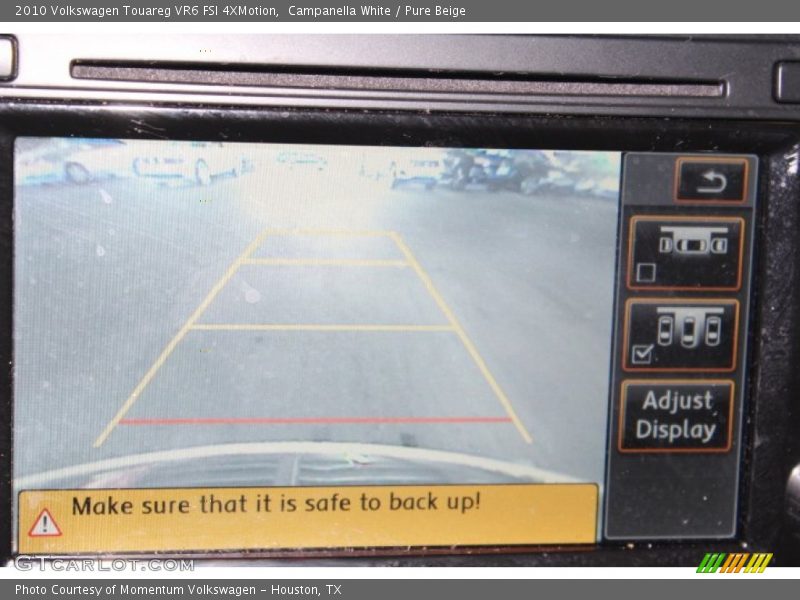 Campanella White / Pure Beige 2010 Volkswagen Touareg VR6 FSI 4XMotion