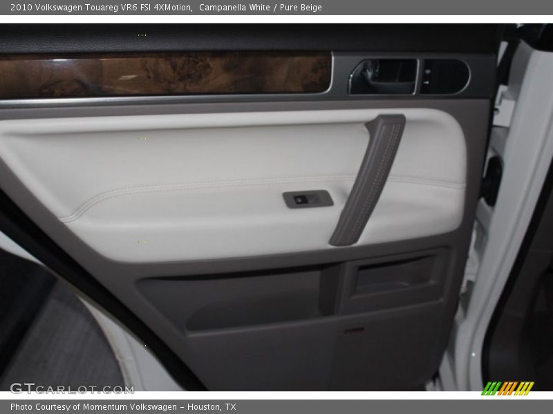 Campanella White / Pure Beige 2010 Volkswagen Touareg VR6 FSI 4XMotion
