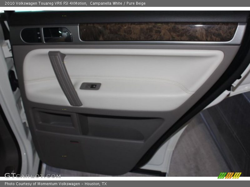 Campanella White / Pure Beige 2010 Volkswagen Touareg VR6 FSI 4XMotion