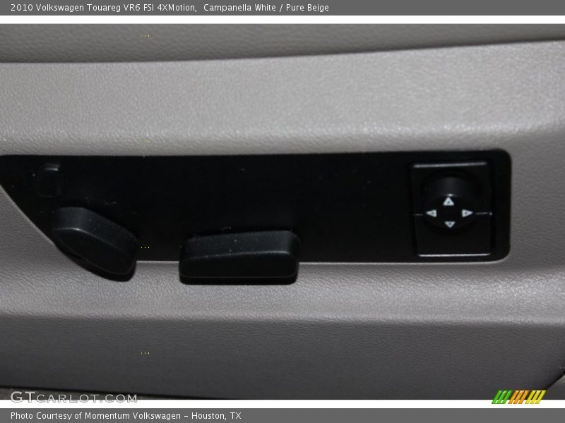 Campanella White / Pure Beige 2010 Volkswagen Touareg VR6 FSI 4XMotion