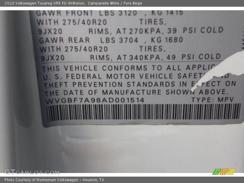 Campanella White / Pure Beige 2010 Volkswagen Touareg VR6 FSI 4XMotion