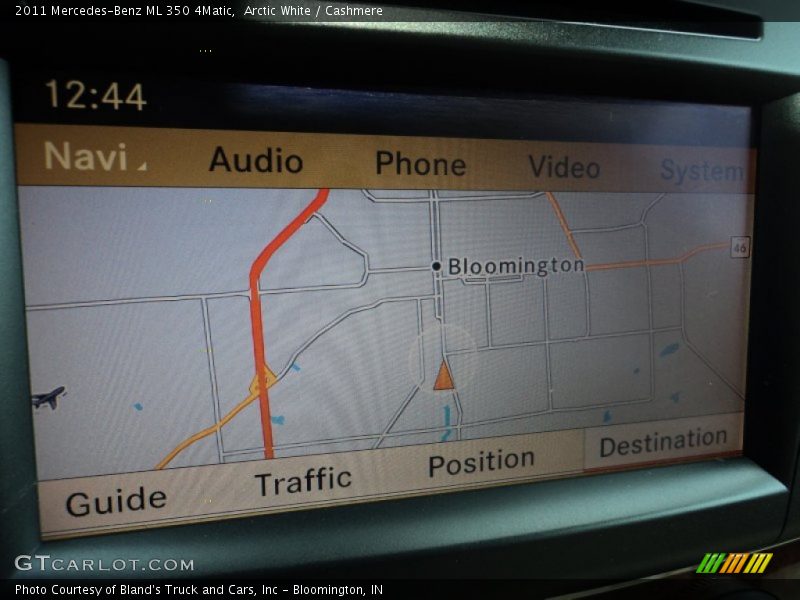 Arctic White / Cashmere 2011 Mercedes-Benz ML 350 4Matic