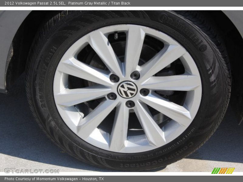 Platinum Gray Metallic / Titan Black 2012 Volkswagen Passat 2.5L SEL