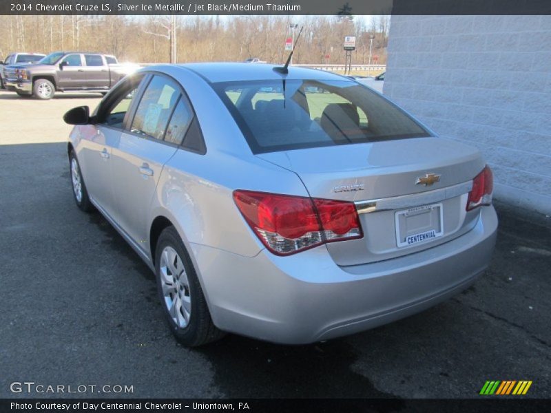 Silver Ice Metallic / Jet Black/Medium Titanium 2014 Chevrolet Cruze LS